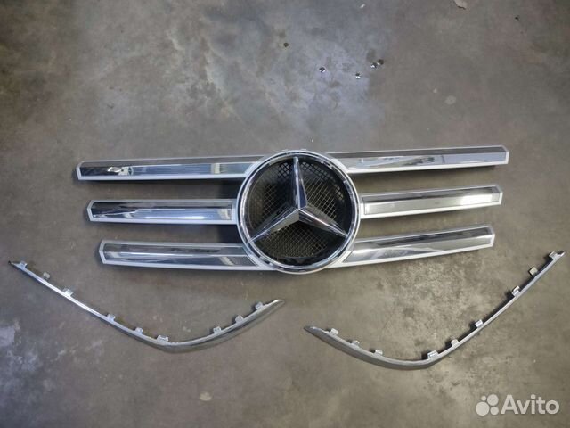 Решетка радиатора X164 GL оригинал рестайлинг