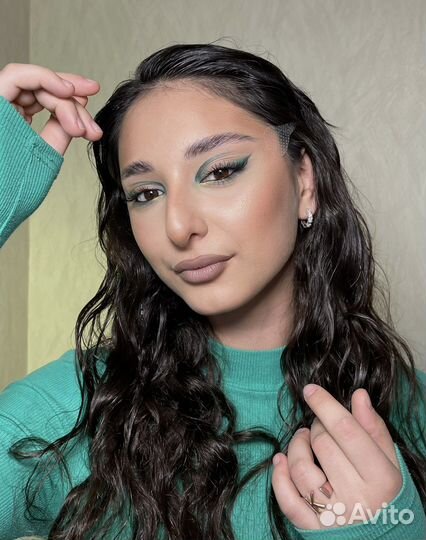 Модель на макияж