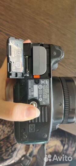 Зеркальный фотоаппарат canon 400d