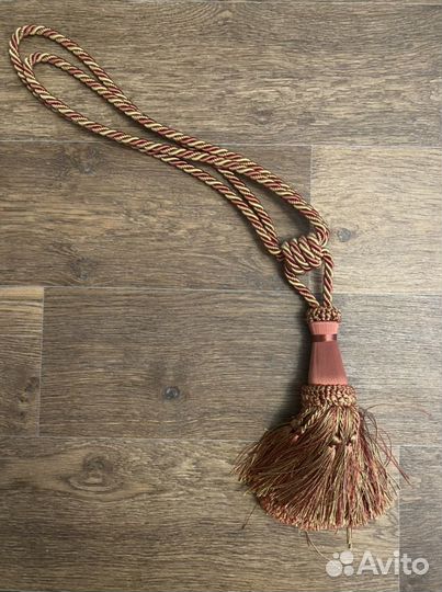 Кисть подхватная для штор