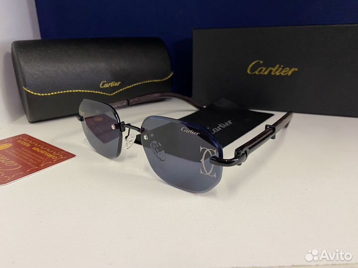 Солнцезащитные очки Cartier