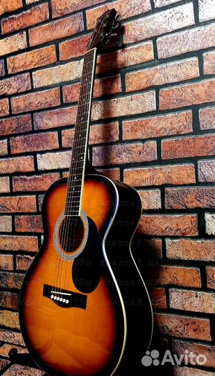 Акустическая гитара формы фолк-джамбо Новая