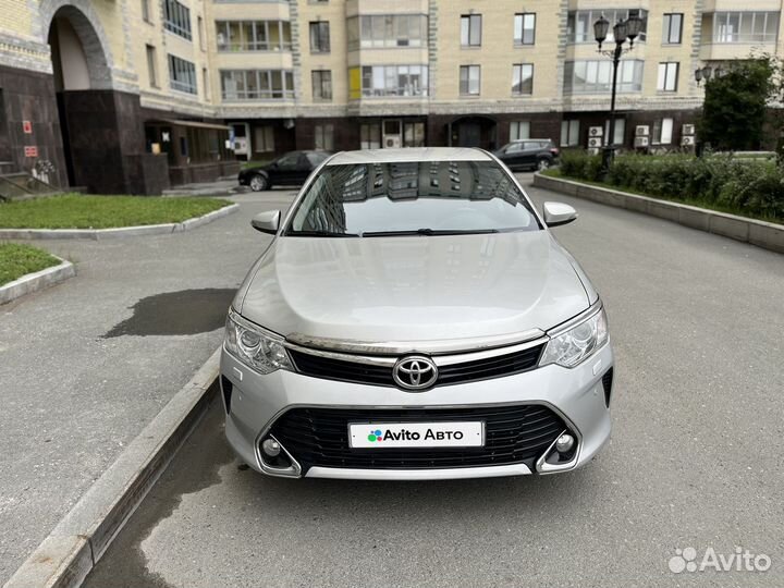 Toyota Camry 2.5 AT, 2015, 210 000 км