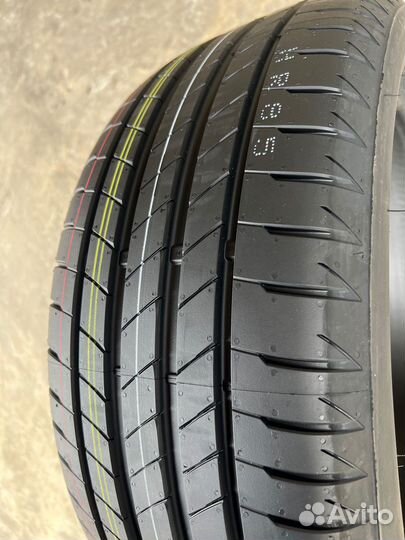 Bridgestone Turanza T005A 225/40 R18 92Y