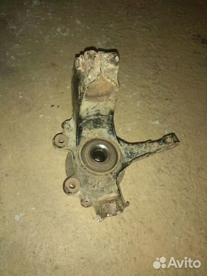 Передний кулак на форд фокус 2