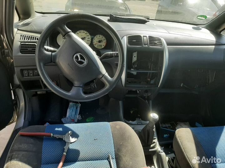 Накладка для Mazda Premacy