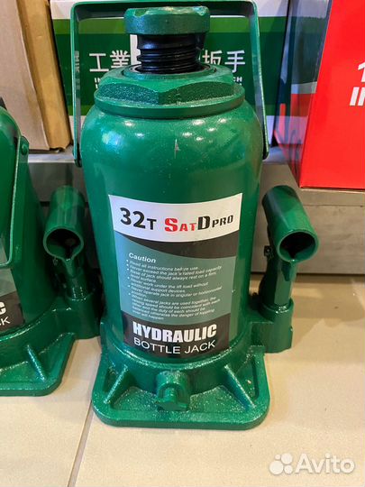 Домкрат бутылочный гидравлический до 32т