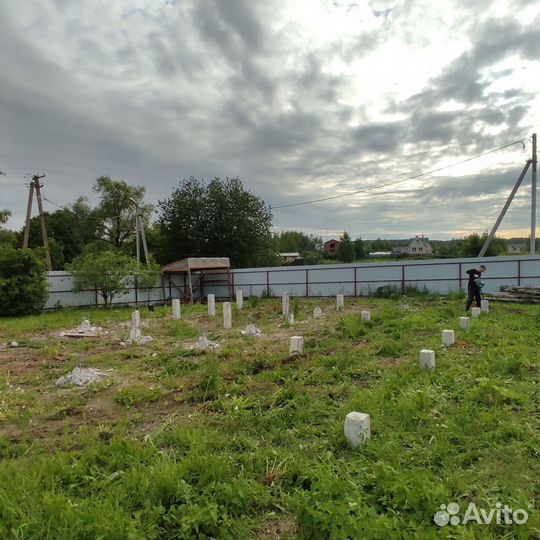 Фундамент на сваях/ жб сваи