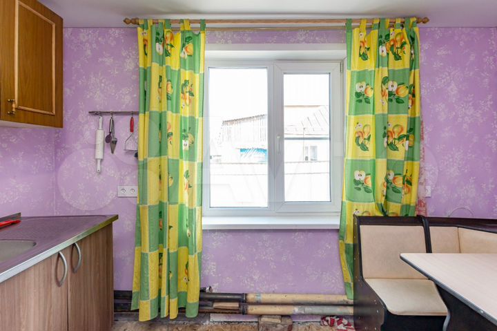 Дом 63 м² на участке 4 сот.