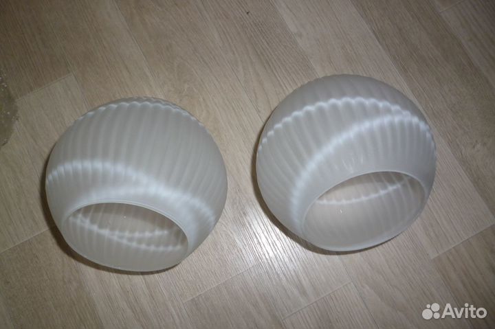 Плафоны 2 штуки одинаковые