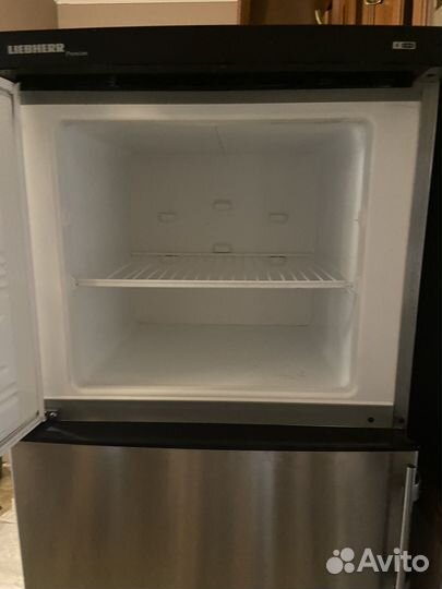 Отдам бесплатно холодильник самовывоз