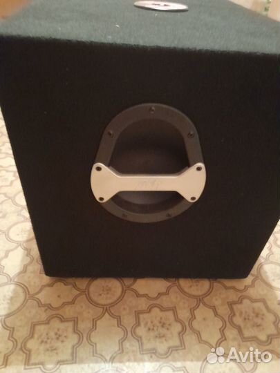 Активный сабвуфер Peavey PRO subp 400Вт