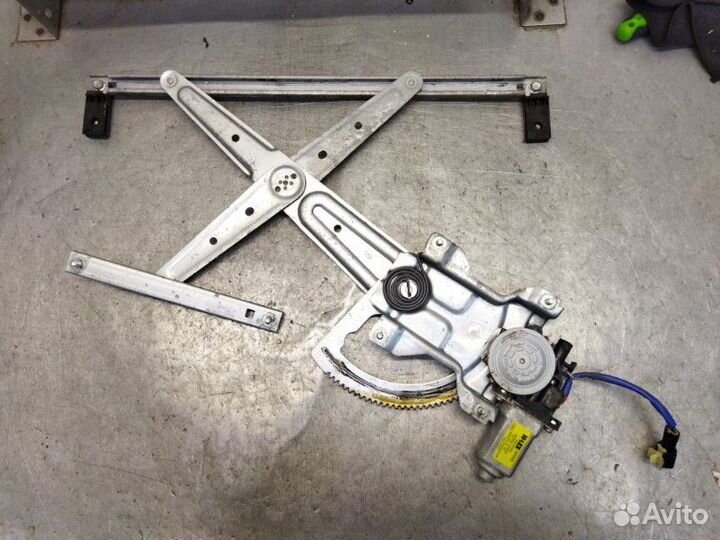 Стеклоподъемник передний правый Kia Sorento D4CB