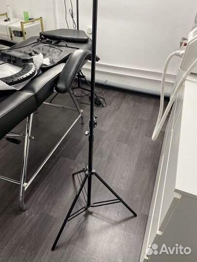 Продам штатив