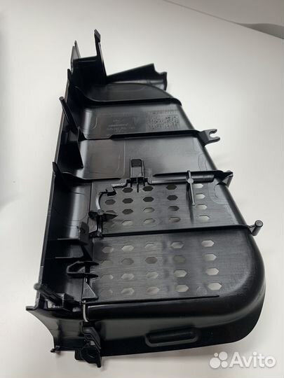 Воздуховод решётки радиатора Порше Кайен E3