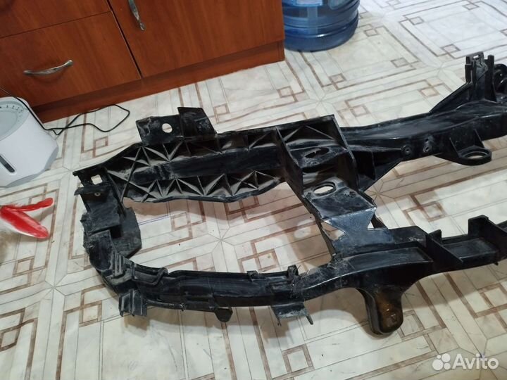 Телевизор Ford c-MAX 1.8, 1-й рестайлинг