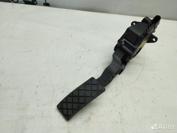 Педаль газа Skoda Rapid CWV 2018