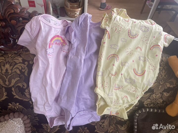 Продам детские вещи