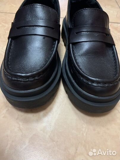 Лоферы Zara 33