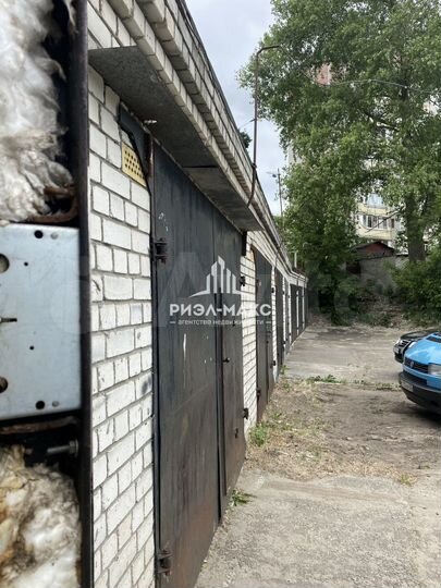 Гараж