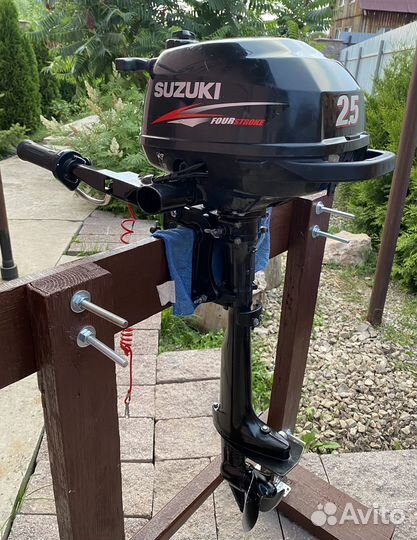 Лодочный мотор Suzuki df 2.5