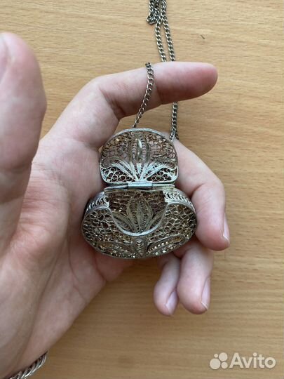 Кулон, брошь шкатулка скань