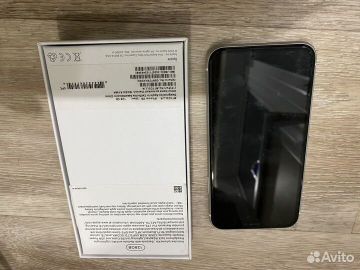 iPhone xr 128