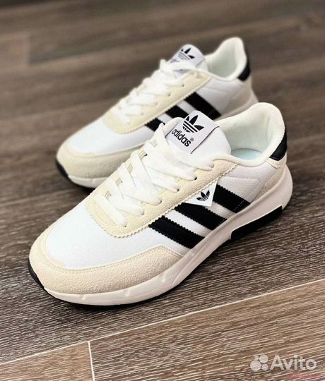 Мужские кроссовки Adidas белые