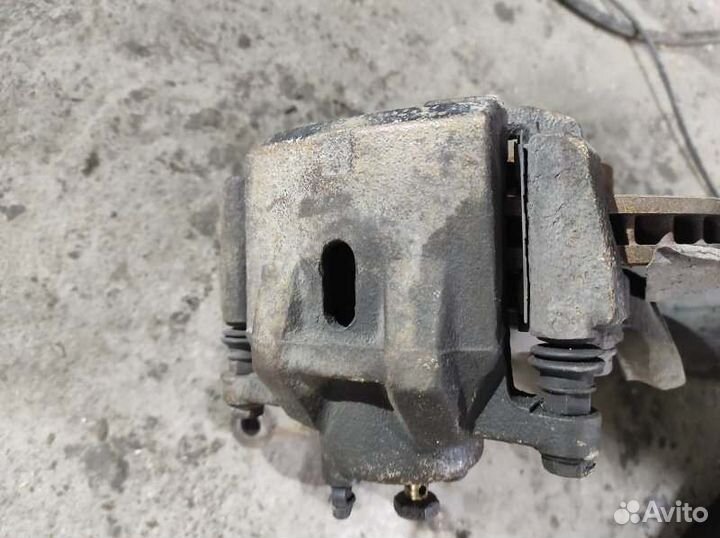 Суппорт передний левый Lifan Solano 630 1 2015