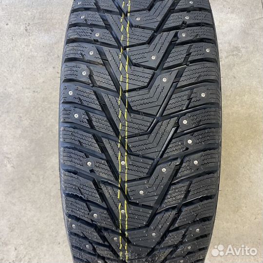 Hankook Winter i'Pike X W429A 225/60 R18 104T