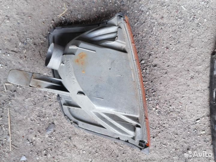 Mercedes 124 поворотники