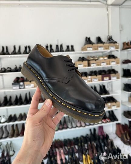 Dr. Martens 1461 Black Smoorh