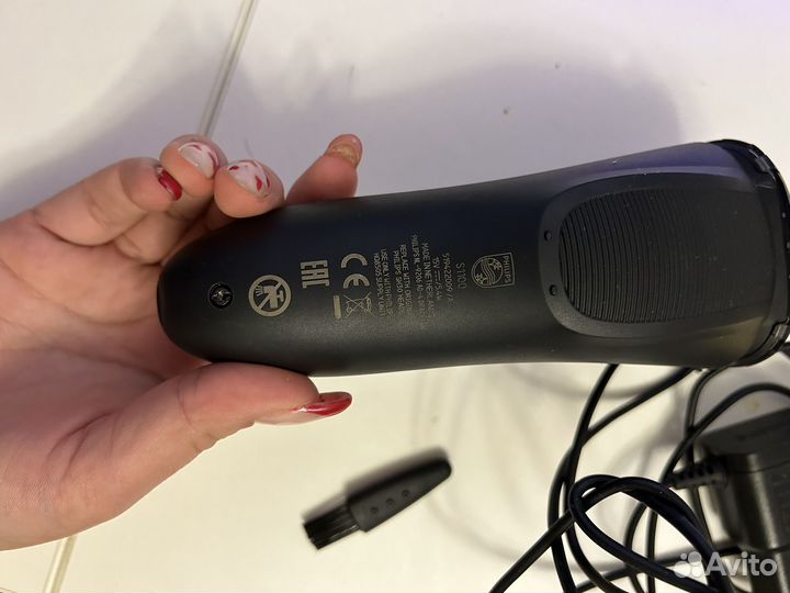 Электрическая бритва Philips Series 1000