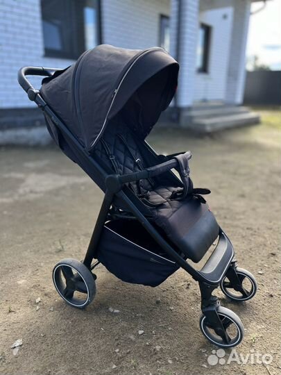 Прогулочная коляска carello bravo