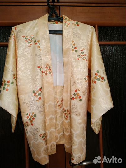 Кимоно женск.короткое плотное ручной работы Япония