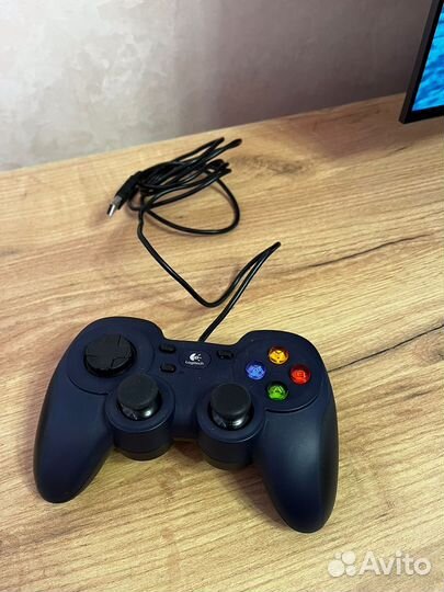 Геймпад Logitech G F310