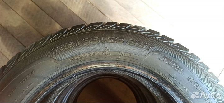 Sava Eskimo Stud 185/65 R15