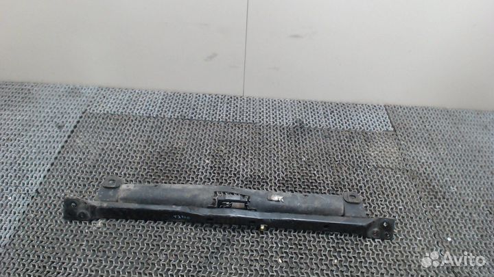 Рамка капота Dodge Caliber, 2007