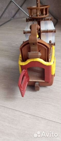 Пиратский корабль музыкальный