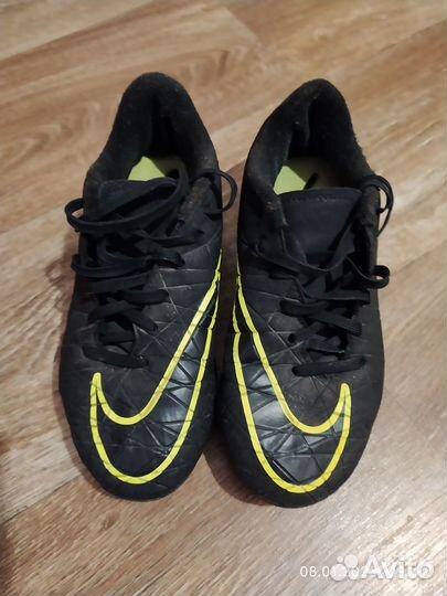 Футбольные бутсы 33р