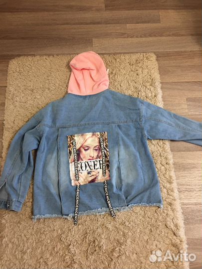 Джинсовая куртка
