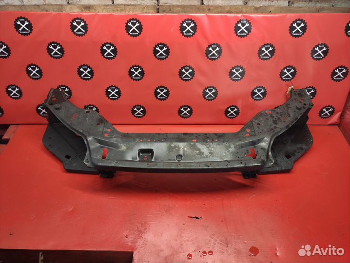 Передняя панель (телевизор) Volvo S 80 2 2007-2016