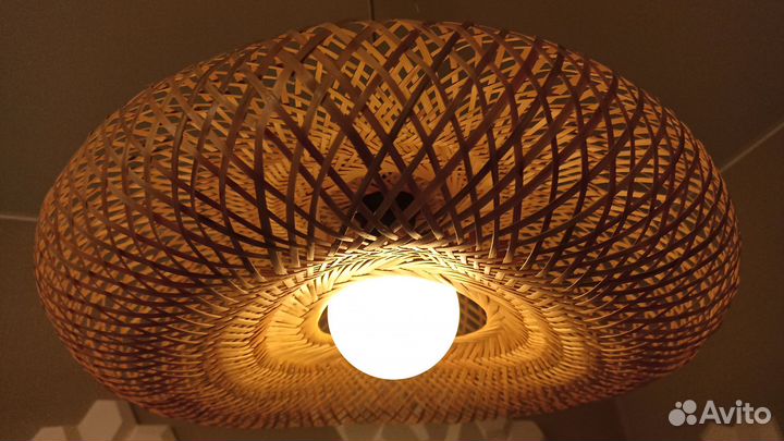 Люстра с абажуром плетеная 50см