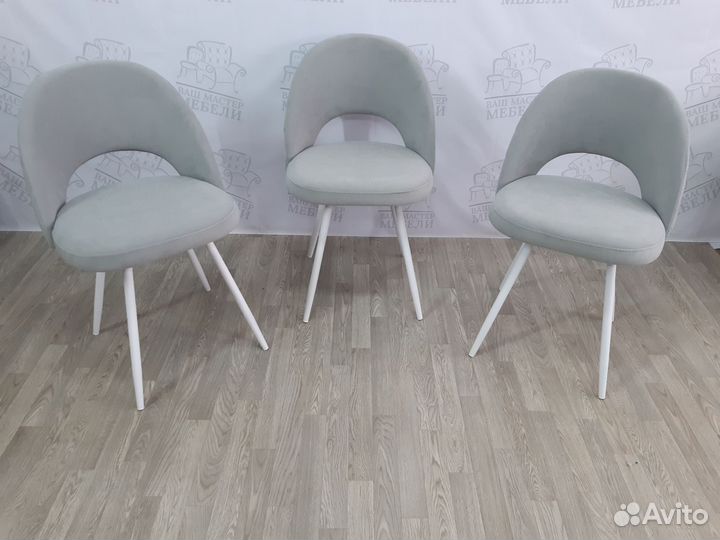 Стулья Марк светло серые опора белая