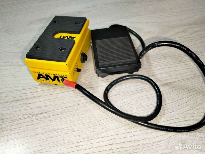 AMT LLM-2 педаль громкости - гитарный эффект