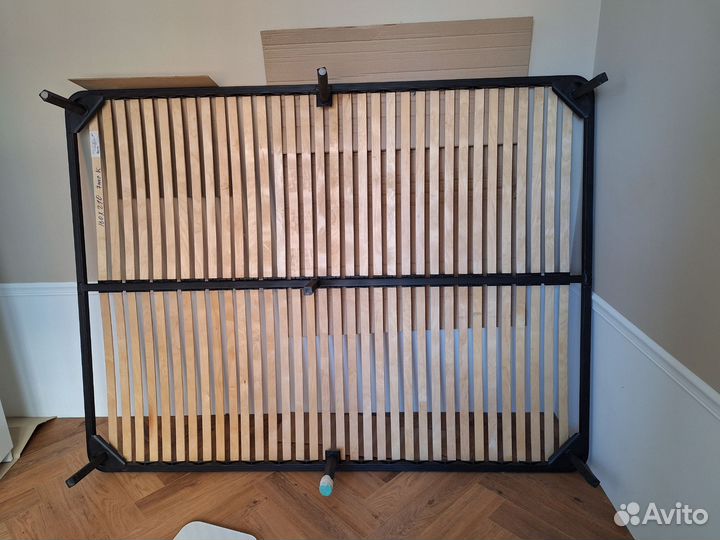 Каркас кровати металлический 160х200