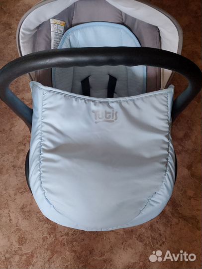 Коляска 3 в 1 с автолюлькой