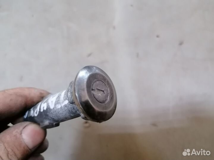 Личинка замка крышки багажника Ford Taurus 2 1995