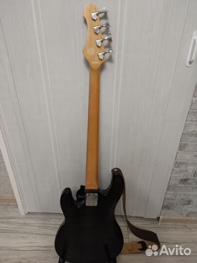 Бас гитара Samick