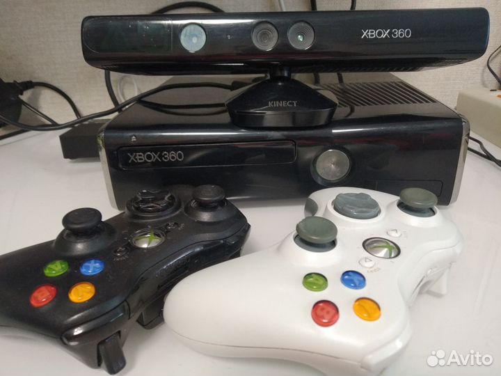 Xbox 360 +2 джойстика и киннект